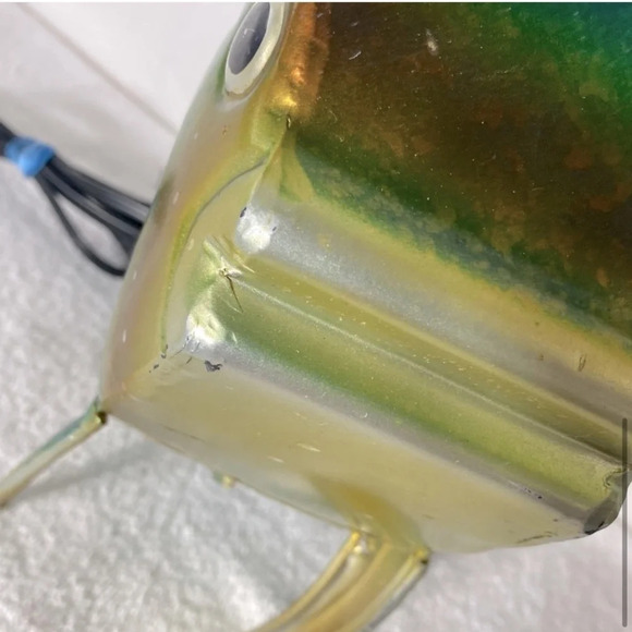 Deco Breeze Blue Yellow  Metal Fish Fan - Picture 5 of 15